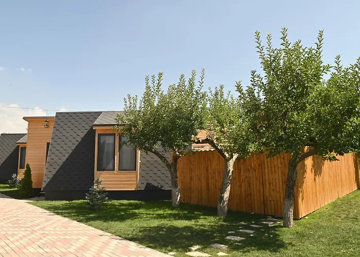 Hidden Garden Resort